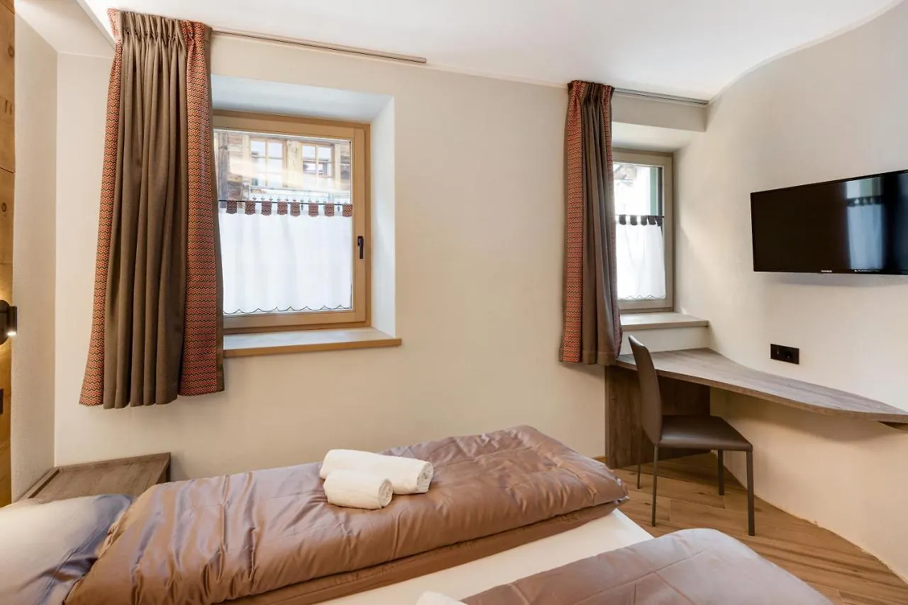 Ice Mountain Planet Suite House Livigno Appartement