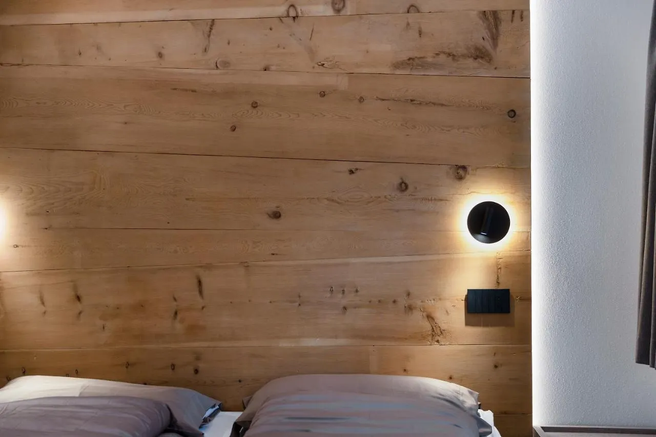 Ice Mountain Planet Suite House Livigno